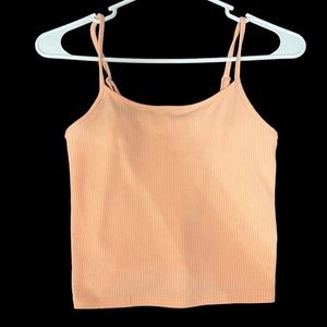 coral color tank top